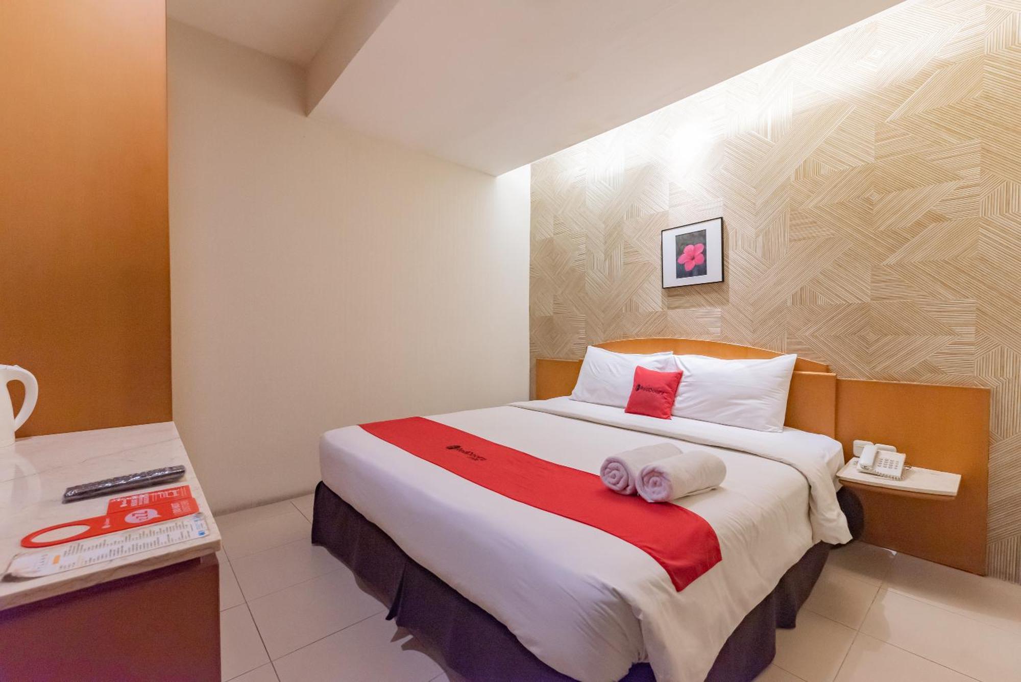 Reddoorz Plus @ Cipaganti Street 3 Bandung Eksteriør billede