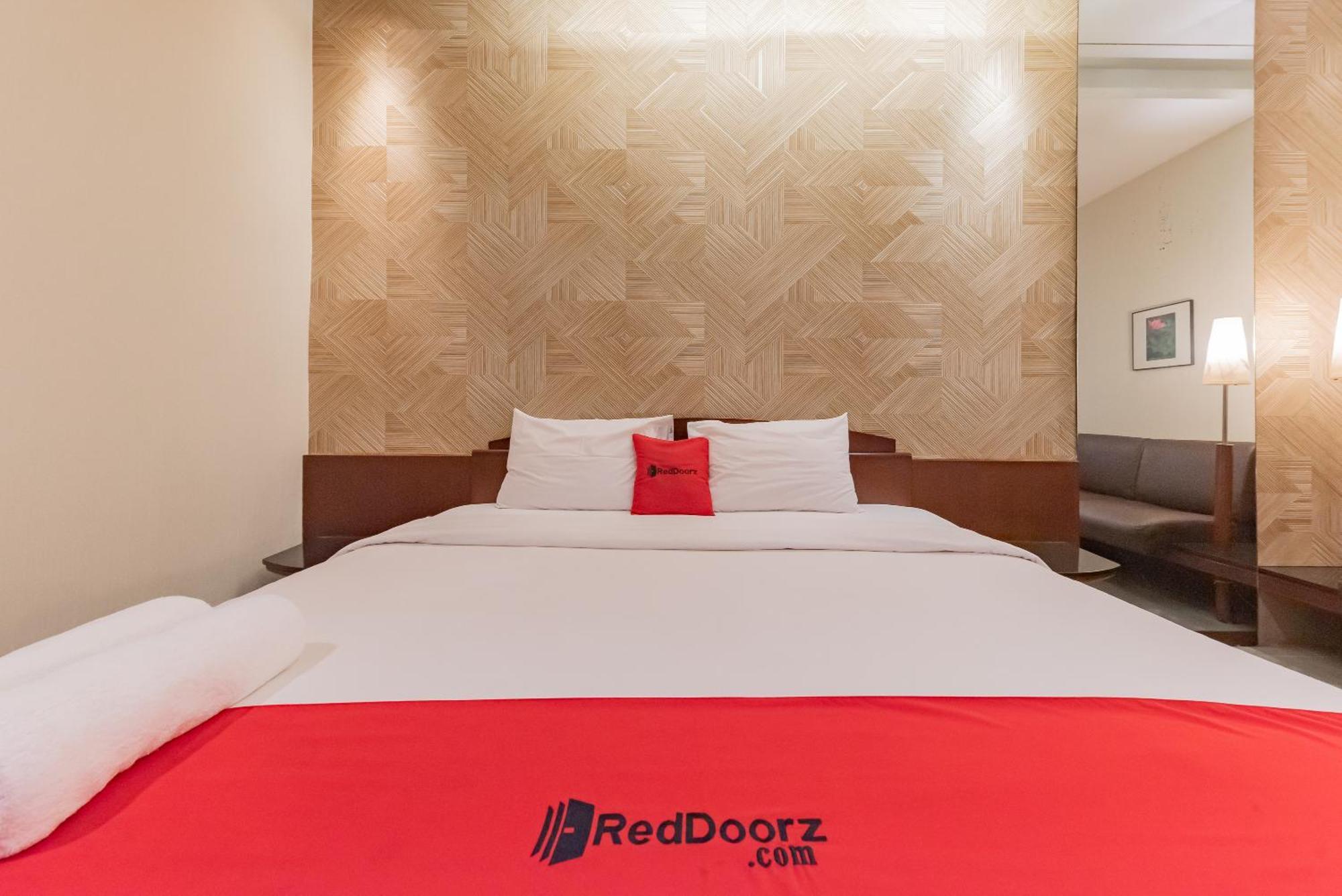 Reddoorz Plus @ Cipaganti Street 3 Bandung Eksteriør billede