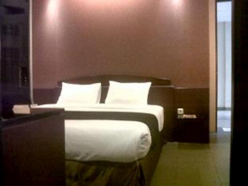 Reddoorz Plus @ Cipaganti Street 3 Bandung Eksteriør billede